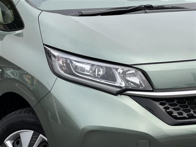 フリードハイブリッド ハイブリッド・Ｇホンダセンシング　純正ナビ　ＣＤ／ＤＶＤ／ＤＴＶ／Ｂｌｕｅｔｏｏｔｈ　バックカメラ　両側パワースライドドア　レーダークルーズコントロール　純正ホイール付きサマータイヤ積込　ＬＥＤオートライト　前後ドラレコ　ＥＴＣ（32枚目）