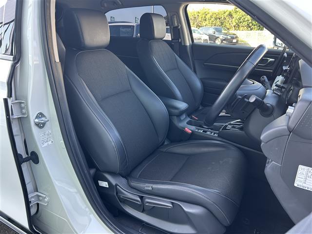 ヴェゼル ｅ：ＨＥＶ　Ｚ　ホンダセンシング　１０インチフローティングナビ　ＤＶＤ／ＤＴＶ／Ｂｌｕｅｔｏｏｔｈ　バックカメラ　レーダークルーズコントロール　ＬＥＤオートライト　コーナーセンサー　ＢＳＭ　ビルトインＥＴＣ　ドラレコ（25枚目）