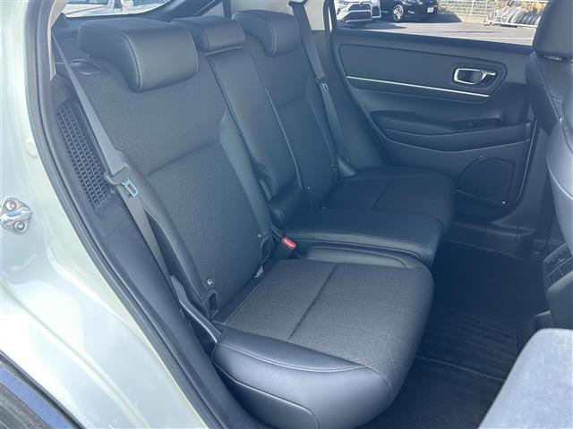 ヴェゼル ｅ：ＨＥＶ　Ｚ　ホンダセンシング　１０インチフローティングナビ　ＤＶＤ／ＤＴＶ／Ｂｌｕｅｔｏｏｔｈ　バックカメラ　レーダークルーズコントロール　ＬＥＤオートライト　コーナーセンサー　ＢＳＭ　ビルトインＥＴＣ　ドラレコ（27枚目）