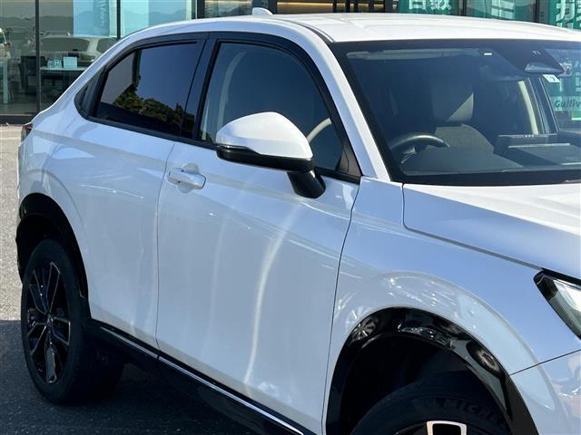 ヴェゼル ｅ：ＨＥＶ　Ｚ　ホンダセンシング　１０インチフローティングナビ　ＤＶＤ／ＤＴＶ／Ｂｌｕｅｔｏｏｔｈ　バックカメラ　レーダークルーズコントロール　ＬＥＤオートライト　コーナーセンサー　ＢＳＭ　ビルトインＥＴＣ　ドラレコ（36枚目）