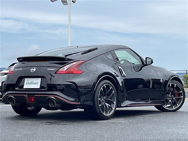 フェアレディＺ ニスモ　ワンオーナー　純正ナビ　ＤＶＤ／ＤＴＶ　バックカメラ　ステアリングスイッチ　ＮＩＳＭＯ専用ＲＥＣＡＲＯシート　ＮＩＳＭＯ専用フロアマット　ＮＩＳＭＯマフラー　ＮＩＳＭＯタワーバー　ＢＯＳＥサウンド（31枚目）