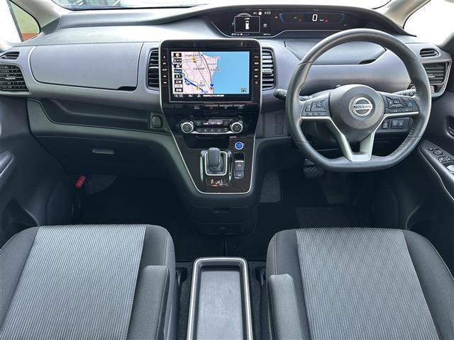 セレナ ｅ－パワー　ハイウェイスターＶ　プロパイロット　純正１０インチナビ　ＤＶＤ／Ｂｌｕ－ｒａｙ／ＤＴＶ／Ｂｌｕｅｔｏｏｔｈ　アラウンドビューモニター　純正フリップダウンモニター　両側パワースライドドア　社外ＡＷ付スタッドレス積み込み（29枚目）