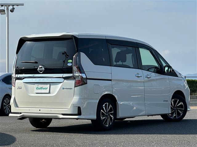 セレナ ｅ－パワー　ハイウェイスターＶ　プロパイロット　純正１０インチナビ　ＤＶＤ／Ｂｌｕ－ｒａｙ／ＤＴＶ／Ｂｌｕｅｔｏｏｔｈ　アラウンドビューモニター　純正フリップダウンモニター　両側パワースライドドア　社外ＡＷ付スタッドレス積み込み（33枚目）