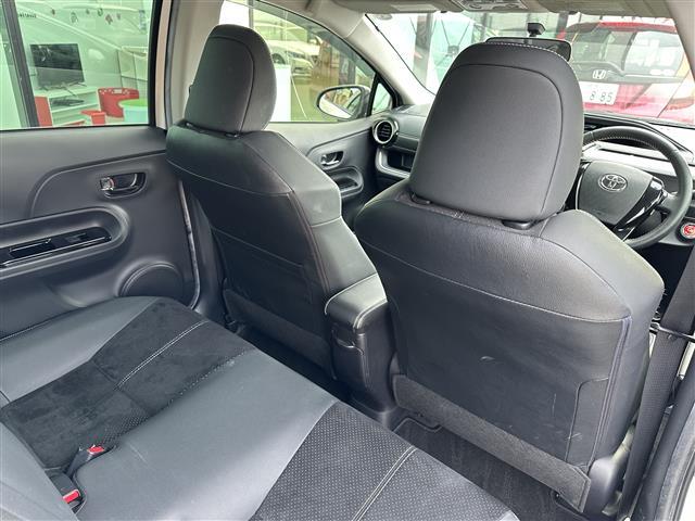 アクア Ｇ　Ｇ’ｓ　社外ナビ☆ＣＤ／ＤＶＤ／ＤＴＶ／Ｂｌｕｅｔｏｏｔｈ☆スマートキー☆プッシュスタート　☆ＬＥＤオートライト☆Ｇｓ専用アルミホイール☆Ｇｓ専用シート☆ＥＴＣ☆ドアバイザー（19枚目）