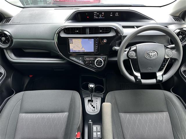 アクア Ｓスタイルブラック　トヨタセーフティセンス　純正ナビ　ＣＤ／ＤＶＤ／ＤＴＶ／Ｂｌｕｅｔｏｏｔｈ　バックカメラ　ＬＥＤオートライト　ビルトインＥＴＣ　ステアリングスイッチ　スマートキー　プッシュスタート　純正フロアマット（41枚目）