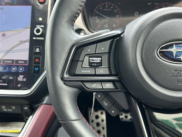 レヴォーグ ＳＴＩスポーツＲ　ＥＸ　アイサイトセーフティプラス　サンルーフ　ＳＴＩスポイラー　純正ナビ　フルセグＴＶ／Ｂｌｕｅｔｏｏｔｈ／ＵＳＢ　Ｆ／Ｓ／Ｒカメラ　レーダークルーズコントロール　デジタルミラー　純正ＡＷ付冬タイヤ積み込み（17枚目）