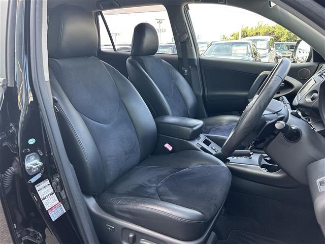 ヴァンガード ２４０Ｓ　Ｇパッケージ　ワンオーナー　純正ナビ　ＡＭ／ＦＭ／ＣＤ／ＤＶＤ／ＢＴ　ＥＴＣ　クルーズコントロール　オートライト　コーナーセンサー　Ｄ／Ｎ席シートヒーター　Ｄ／Ｎ席パワーシート　純正フロアマット　スペアキー（18枚目）