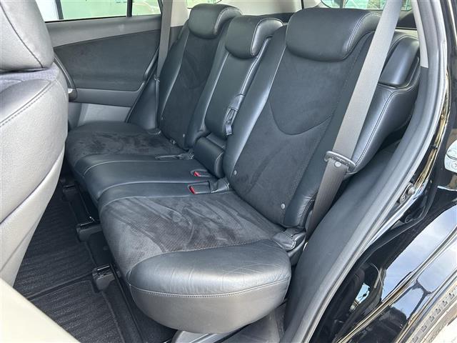 ヴァンガード ２４０Ｓ　Ｇパッケージ　ワンオーナー　純正ナビ　ＡＭ／ＦＭ／ＣＤ／ＤＶＤ／ＢＴ　ＥＴＣ　クルーズコントロール　オートライト　コーナーセンサー　Ｄ／Ｎ席シートヒーター　Ｄ／Ｎ席パワーシート　純正フロアマット　スペアキー（24枚目）