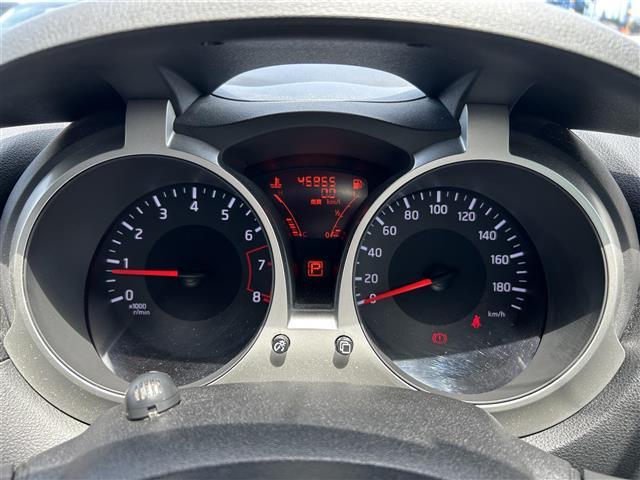 ジューク １５ＲＸ　ワンオーナー　純正ナビ　ＡＭ／ＦＭ／ＣＤ／ＤＶＤ／ＢＴ　全周囲カメラ　ＥＴＣ　　オートライト　ＨＩＤライト　フォグランプ　純正フロアマット　アイドリングストップ　スマートキー（13枚目）