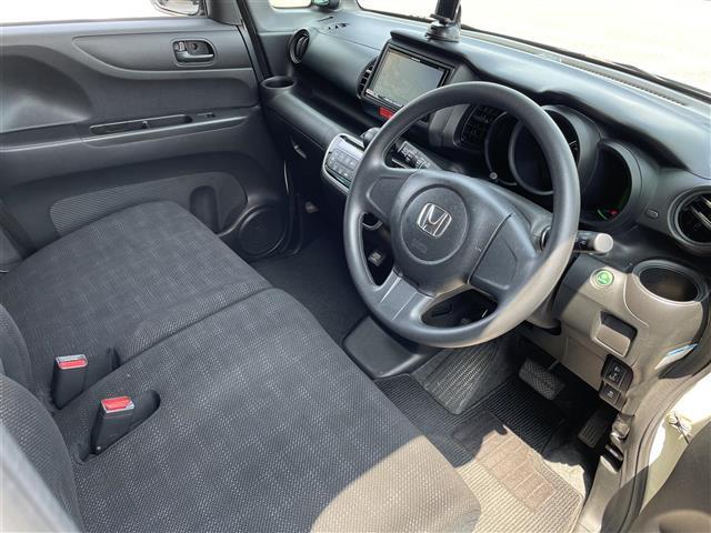 Ｎ－ＢＯＸ Ｇ　ワンオーナー　社外メモリナビ　ＡＭ　ＦＭ　ＣＤ　ＤＶＤ　Ｂｌｕｅｔｏｏｔｈ　フルセグＴＶ　オートエアコン　横滑り防止装置　ヘッドライトレベライザー　電動格納式ミラー　取扱説明書　保証書（19枚目）