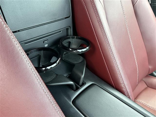 ロードスター １００周年特別記念車　純正ナビ　フルセグテレビ　オープンカー　ＢＯＳＥサウンド　レザーシート　Ｄ／Ｎ席シートヒーター　衝突軽減ブレーキ　レーンキープアシスト　ブラインドスポットモニター　リアパーキングセンサー（21枚目）