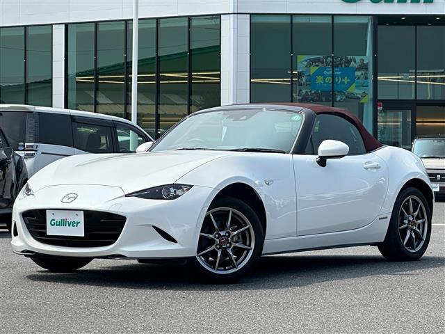 ロードスター １００周年特別記念車　純正ナビ　フルセグテレビ　オープンカー　ＢＯＳＥサウンド　レザーシート　Ｄ／Ｎ席シートヒーター　衝突軽減ブレーキ　レーンキープアシスト　ブラインドスポットモニター　リアパーキングセンサー（24枚目）
