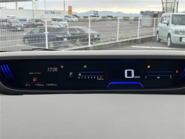 フリード Ｇ・ホンダセンシング　Ｇａｔｈｅｒｓナビ　レーダークルーズ　Ｂｌｕｅｔｏｏｔｈ　バックカメラ　両側パワースライドドア　オートライトＬＥＤ　ドライブレコーダー　ステアリングスイッチ　衝突軽減ブレーキ（8枚目）