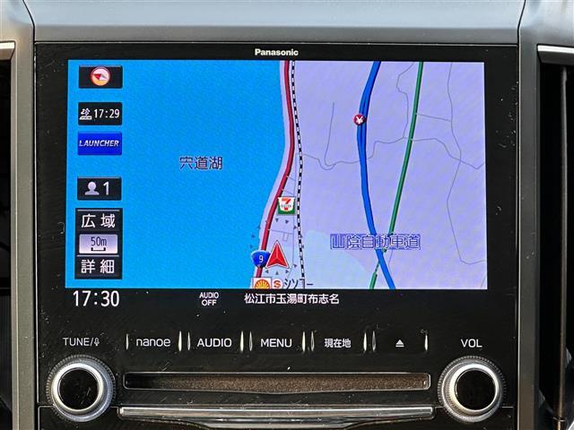 フォレスター プレミアム　純正８インチナビ　アイサイト　パワーバックドア　前席パワーシート　フルセグＴＶ　パワーバックドア　ＬＥＤオートライト　ルーフレール　ブラックレザーシート　ブラインドスポットモニター　ＥＴＣ　純正ＡＷ（2枚目）