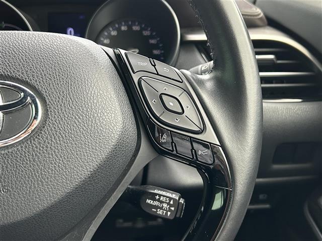 Ｃ－ＨＲ Ｇ　純正ＳＤナビ／フルセグＴＶ／バックカメラ／レーダークルーズコントロール／レーンキープアシスト／コーナーセンサー／横滑り防止装置／衝突被害軽減ブレーキ／車両接近通報スイッチ／ＥＴＣ／ＬＥＤヘッドライト（11枚目）