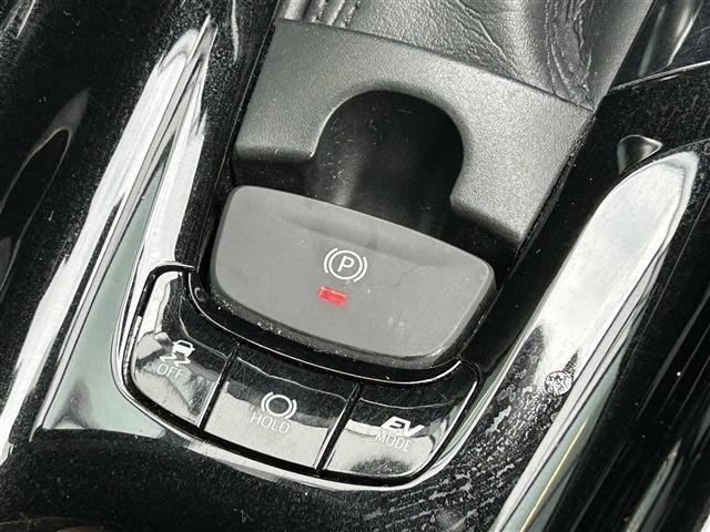 Ｃ－ＨＲ Ｇ　純正ＳＤナビ／フルセグＴＶ／バックカメラ／レーダークルーズコントロール／レーンキープアシスト／コーナーセンサー／横滑り防止装置／衝突被害軽減ブレーキ／車両接近通報スイッチ／ＥＴＣ／ＬＥＤヘッドライト（16枚目）