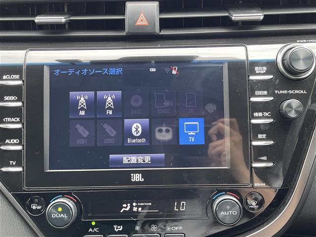 カムリ ＷＳレザーパッケージ　純正ナビ／フルセグテレビ／バックカメラ／ＪＢＬサウンド／Ｂｌｕ－ｌａｙ／ブラインドスポット／踏み間違い防止／黒革シート／前席パワーシート／前席シートヒーター／ＬＥＤヘッド／ビルトインＥＴＣ／純正ＡＷ（4枚目）