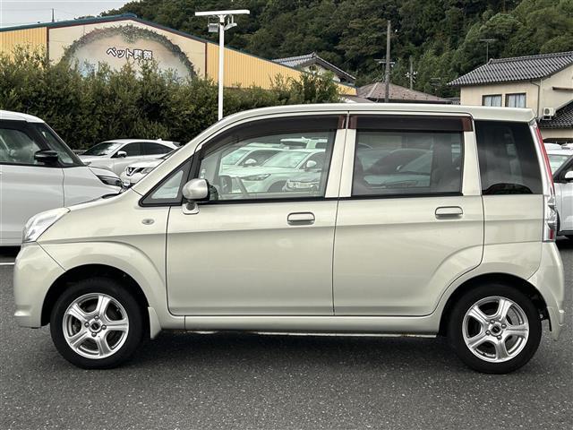 ステラ Ｌ　取扱説明書／ＣＤプレーヤーＣＤ／ラジオ／ＡＵＸ端子）／５速ＭＴ車／スペアキー／ヘッドライトレベライザー／オートエアコン／パワーウィンドウ／純正フロアマット／純正サイドバイザー／社外アルミ（30枚目）