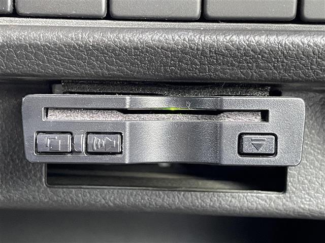 クロスビー ハイブリッドＭＸ　社外ナビ（ＣＮ－ＲＥ０４ＷＤ）ＡＭ／ＦＭ／ＣＤ／ＤＶＤ／Ｂｌｕｅｔｏｏｔｈ／フルセグテレビ／バックカメラ／ＥＴＣ／パドルシフト／電動格納ミラー／シートヒーター（Ｄ席＋Ｎ席）／純正マット／横滑り防止（16枚目）