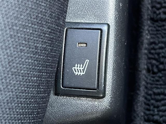 クロスビー ハイブリッドＭＸ　社外ナビ（ＣＮ－ＲＥ０４ＷＤ）ＡＭ／ＦＭ／ＣＤ／ＤＶＤ／Ｂｌｕｅｔｏｏｔｈ／フルセグテレビ／バックカメラ／ＥＴＣ／パドルシフト／電動格納ミラー／シートヒーター（Ｄ席＋Ｎ席）／純正マット／横滑り防止（17枚目）