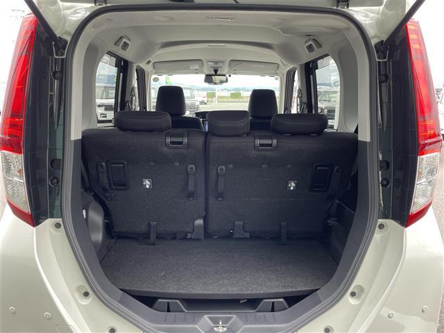 ルーミー カスタムＧ－Ｔ　純正９インチナビ（ＡＭ／ＦＭ／ＣＤ／Ｂｌｕｅｔｏｏｔｈ）／フルセグテレビ／両側パワースライドドア／オートマチックハイビーム／クルーズコントロール／コーナーセンサー／ビルドインＥＴＣ／横滑り防止（28枚目）
