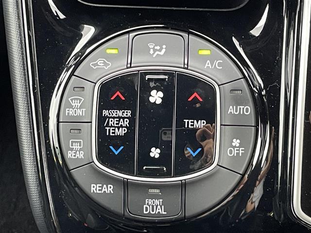 ノア Ｓｉ　ダブルバイビーＩＩＩ　社外ナビ／フルセグテレビ／ＡＭ／ＦＭ／ＣＤ／Ｂｌｕｅｔｏｏｔｈ／オートハイビーム／クルーズコントロール／レーンアシスト／コーナーセンサー／両側パワスラ／ＥＴＣ／横滑り防止装置／電動格納ミラー（6枚目）
