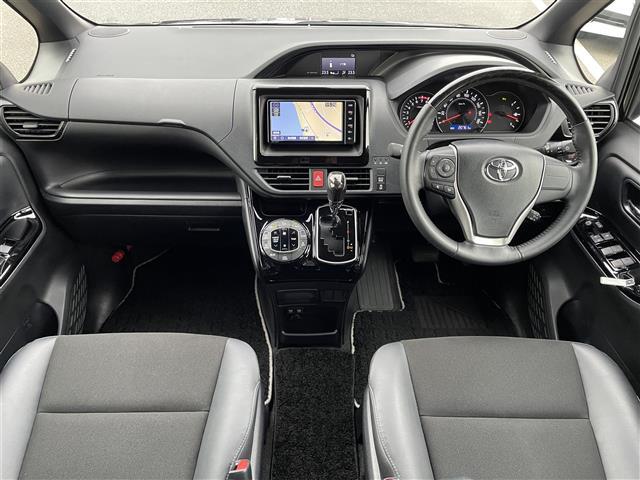 ノア Ｓｉ　ダブルバイビーＩＩＩ　社外ナビ／フルセグテレビ／ＡＭ／ＦＭ／ＣＤ／Ｂｌｕｅｔｏｏｔｈ／オートハイビーム／クルーズコントロール／レーンアシスト／コーナーセンサー／両側パワスラ／ＥＴＣ／横滑り防止装置／電動格納ミラー（42枚目）