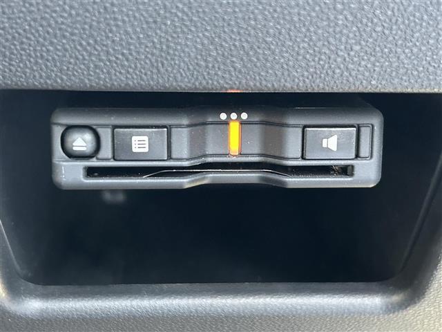 ムーヴキャンバス Ｇメイクアップリミテッド　ＳＡＩＩＩ　ワンオーナー／純正ナビ／全周囲カメラ／バックカメラ／純正ドライブレコーダー／フルセグ／アイドリングストップ／オートハイビーム／オートライト／純正ＬＥＤヘッドライト／両側パワスラ／ＥＴＣ／ドアバイザー（10枚目）