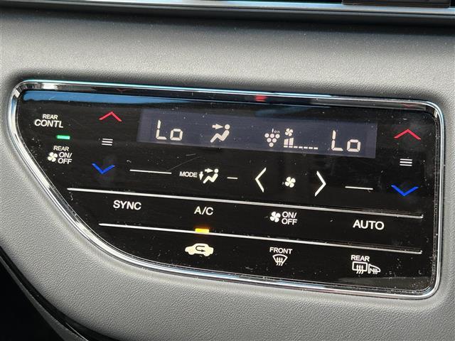 オデッセイハイブリッド ｅ：ＨＥＶアブソルート・ＥＸ　１オーナー／純正１０型ナビ／全周囲カメラ／ＴＥＩＮ車高調／マーベリック２０インチＡＷ／フリップダウン／デジタルインナーミラー／両側パワースライドドア／シーケンシャルランプ／ハンズフリーパワーゲート（12枚目）