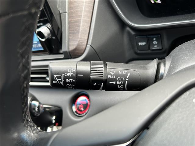 オデッセイハイブリッド ｅ：ＨＥＶアブソルート・ＥＸ　１オーナー／純正１０型ナビ／全周囲カメラ／ＴＥＩＮ車高調／マーベリック２０インチＡＷ／フリップダウン／デジタルインナーミラー／両側パワースライドドア／シーケンシャルランプ／ハンズフリーパワーゲート（18枚目）