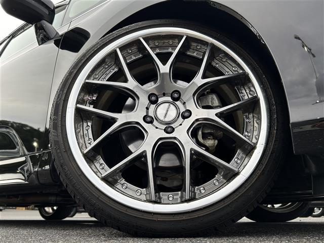 オデッセイハイブリッド ｅ：ＨＥＶアブソルート・ＥＸ　１オーナー／純正１０型ナビ／全周囲カメラ／ＴＥＩＮ車高調／マーベリック２０インチＡＷ／フリップダウン／デジタルインナーミラー／両側パワースライドドア／シーケンシャルランプ／ハンズフリーパワーゲート（41枚目）