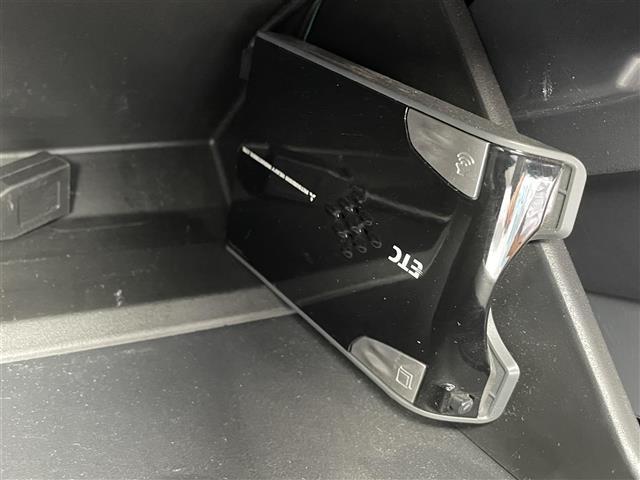 ハスラー Ｇ　カロッツェリアメモリナビ（Ｂｌｕｅｔｏｏｔｈ接続・ＣＤ／ＤＶＤ再生・ＳＤミュージックサーバー・ＡＭ／ＦＭ）ＥＴＣ／衝突軽減ブレーキ／横滑り防止装置／アイドリングストップ／ベンチシート／シートヒーター（8枚目）