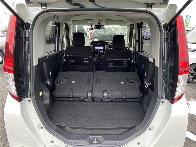 ルーミー カスタムＧ　純正ナビ（ＡＭ／ＦＭ／Ｂｌｕｅｔｏｏｔｈ／ＣＤ／ＤＶＤ）／フルセグテレビ／全方位カメラ／両側パワースライドドア／クルーズコントロール／コーナーセンサー／純正アルミホイール／オートマチックハビーム（28枚目）