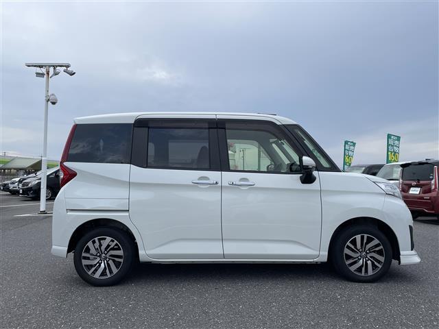 ルーミー カスタムＧ　純正ナビ（ＡＭ／ＦＭ／Ｂｌｕｅｔｏｏｔｈ／ＣＤ／ＤＶＤ）／フルセグテレビ／全方位カメラ／両側パワースライドドア／クルーズコントロール／コーナーセンサー／純正アルミホイール／オートマチックハビーム（31枚目）