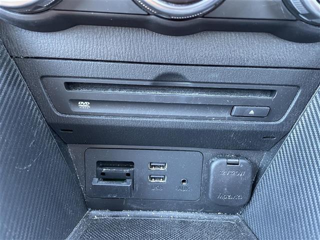 デミオ ＸＤテーラードブラウン　純正ナビ／フルセグＴＶ／Ｂｌｕｅｔｏｏｔｈ接続／ＣＤ／ＤＶＤ再生／ＳＤミュージックサーバー／バックカメラ／スマートブレーキサポート／レーダークルーズコントロール／誤発進抑制制御／オートワイパー（13枚目）