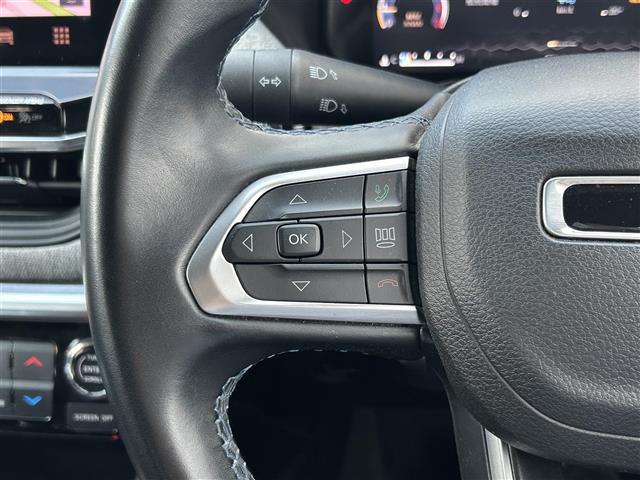 ジープ・コンパス ロンジチュード　ワンオーナー／保証書／取扱説明書／純正ナビ／フルセグＴＶ／Ｂｌｕｅｔｏｏｔｈ／ＡｐｐｌｅＣａｒＰｌａｙ／バックカメラ／ＥＴＣ／衝突軽減ブレーキ／レーダークルーズ／ブラインドスポットモニター（10枚目）