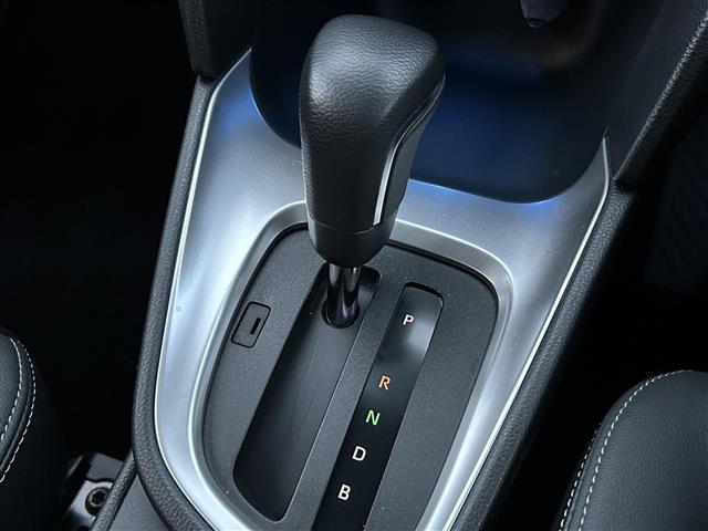 ヤリスクロス ハイブリッドＺ　４ＷＤ／純正ナビ（Ｂｌｕｅｔｏｏｔｈ／フルセグＴＶ）／全周囲カメラ／追従型クルーズコントロール／オートマチックハイビーム／ドラレコ前後／パワーシート／シートヒーター／ヘッドアップディスプレイ（7枚目）