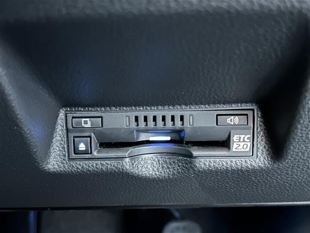 ヤリスクロス ハイブリッドＺ　４ＷＤ／純正ナビ（Ｂｌｕｅｔｏｏｔｈ／フルセグＴＶ）／全周囲カメラ／追従型クルーズコントロール／オートマチックハイビーム／ドラレコ前後／パワーシート／シートヒーター／ヘッドアップディスプレイ（14枚目）