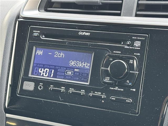 フィット １３Ｇ・Ｌパッケージ　ワンオーナー／クルーズコントロール／純フロアマット／デジタルインナーミラー／ウィンカーミラー／プッシュスタート／オートライト／純ドアバイザー／スマートキー／スペアキー（3枚目）