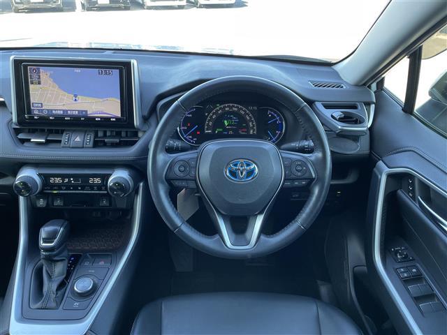 ＲＡＶ４ ハイブリッドＧ　純正ＳＤナビ／フルセグテレビ／ＣＤ／ＤＶＤ／Ｂｌｕｅｔｏｏｔｈ／ＨＤＭＩ／ＥＴＣ／追従型クルーズコントロール／電動リアゲート／レザーシート／シートヒーター／ハンドルヒーター／パワーシート／ルーフレール（2枚目）