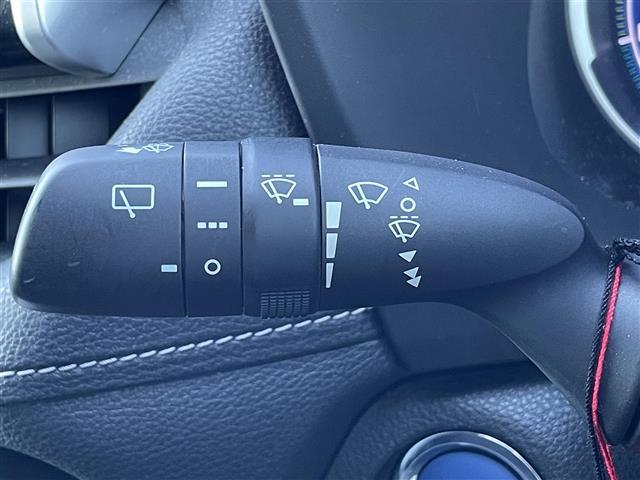 ＲＡＶ４ ハイブリッドＧ　純正ＳＤナビ／フルセグテレビ／ＣＤ／ＤＶＤ／Ｂｌｕｅｔｏｏｔｈ／ＨＤＭＩ／ＥＴＣ／追従型クルーズコントロール／電動リアゲート／レザーシート／シートヒーター／ハンドルヒーター／パワーシート／ルーフレール（13枚目）