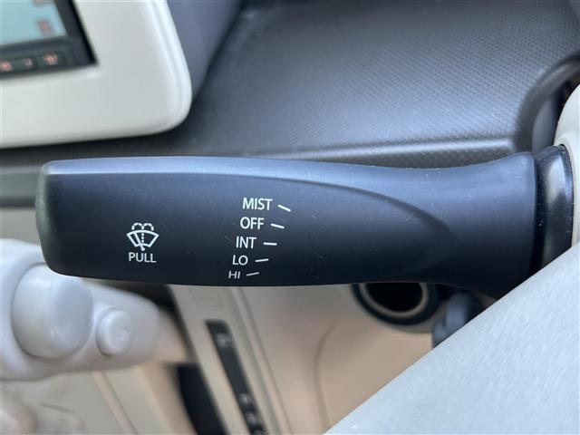 アルトラパン Ｌ　純正ナビ（ＣＮ－Ｅ２０３Ｚ）／取扱い説明書（車／ナビ）／ワンセグテレビ／プッシュスタート／衝突軽減システム／スマートキー／アイドリングストップ／純正フロアマット／ＥＴＣ／パワーステアリング／（11枚目）