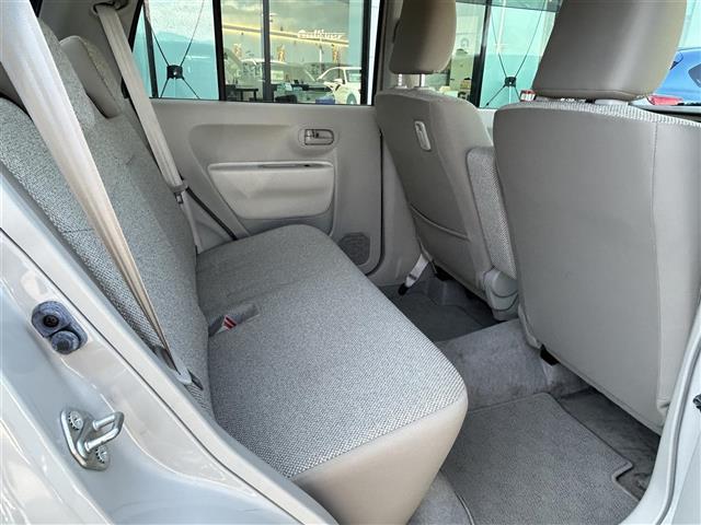 アルトラパン Ｌ　純正ナビ（ＣＮ－Ｅ２０３Ｚ）／取扱い説明書（車／ナビ）／ワンセグテレビ／プッシュスタート／衝突軽減システム／スマートキー／アイドリングストップ／純正フロアマット／ＥＴＣ／パワーステアリング／（22枚目）