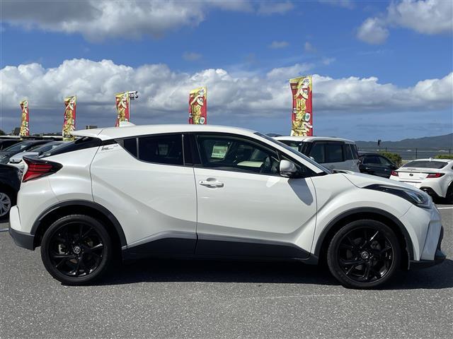 Ｃ－ＨＲ Ｇ　モード　ネロ　セーフティプラス　ワンオーナー／取扱い説明書（車／ナビ）／純正ナビ（ＡＭ／ＦＭ／Ｂｌｕｅｔｏｏｔｈ）／追従型クルーズコントロール／全周囲カメラ／ハーフレザー／シートヒーター／純正フロアマット／コーナーセンサー（30枚目）