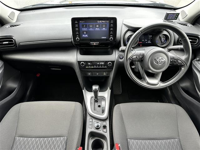 ヤリスクロス Ｇ　４ＷＤ／ＬＥＤヘッドライト／追従機能付クルーズコントロール／前後コーナーセンサー／前後ドライブレコーダー／ビルトインＥＴＣ／ＳＯＳボタン／純正メモリナビ／衝突被害軽減システム／カーテンエアバック（2枚目）
