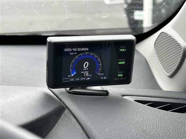 ヤリスクロス Ｇ　４ＷＤ／ＬＥＤヘッドライト／追従機能付クルーズコントロール／前後コーナーセンサー／前後ドライブレコーダー／ビルトインＥＴＣ／ＳＯＳボタン／純正メモリナビ／衝突被害軽減システム／カーテンエアバック（6枚目）