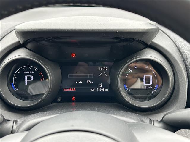 ヤリスクロス Ｇ　４ＷＤ／ＬＥＤヘッドライト／追従機能付クルーズコントロール／前後コーナーセンサー／前後ドライブレコーダー／ビルトインＥＴＣ／ＳＯＳボタン／純正メモリナビ／衝突被害軽減システム／カーテンエアバック（7枚目）