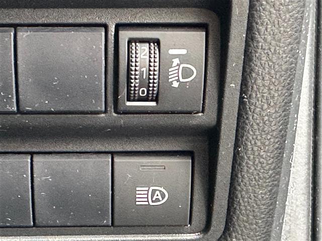 ヤリスクロス Ｇ　４ＷＤ／ＬＥＤヘッドライト／追従機能付クルーズコントロール／前後コーナーセンサー／前後ドライブレコーダー／ビルトインＥＴＣ／ＳＯＳボタン／純正メモリナビ／衝突被害軽減システム／カーテンエアバック（8枚目）
