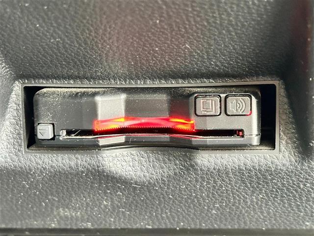 ヤリスクロス Ｇ　４ＷＤ／ＬＥＤヘッドライト／追従機能付クルーズコントロール／前後コーナーセンサー／前後ドライブレコーダー／ビルトインＥＴＣ／ＳＯＳボタン／純正メモリナビ／衝突被害軽減システム／カーテンエアバック（9枚目）