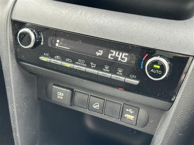 ヤリスクロス Ｇ　４ＷＤ／ＬＥＤヘッドライト／追従機能付クルーズコントロール／前後コーナーセンサー／前後ドライブレコーダー／ビルトインＥＴＣ／ＳＯＳボタン／純正メモリナビ／衝突被害軽減システム／カーテンエアバック（10枚目）